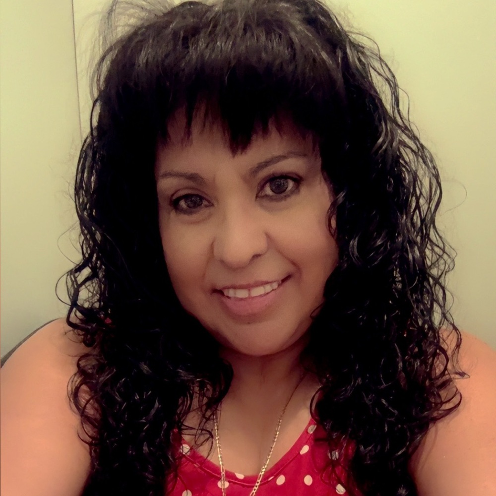 Meet your Posher, Julie